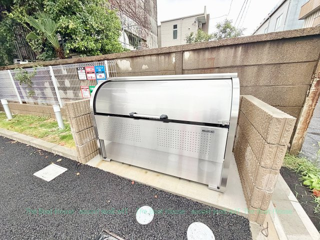 グラーツ F