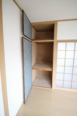 松田アパートの収納