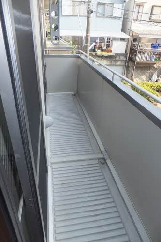 ヴィラージュ旭園のバルコニー