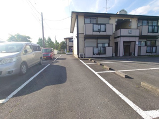 【駐車場】