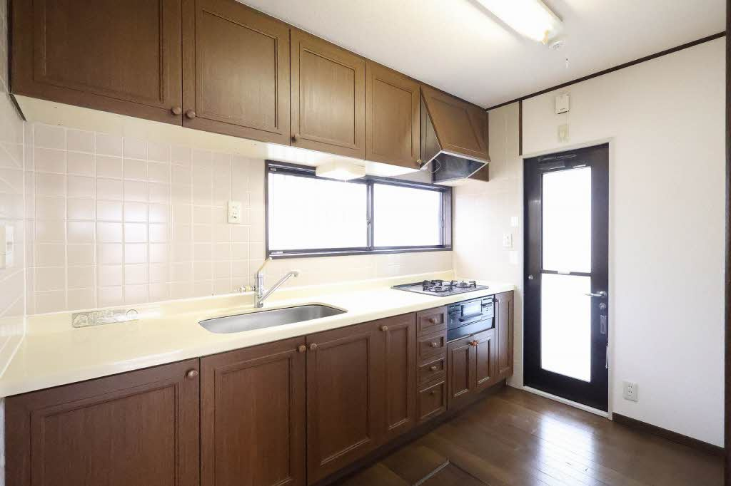 阿品台5丁目戸建のキッチン