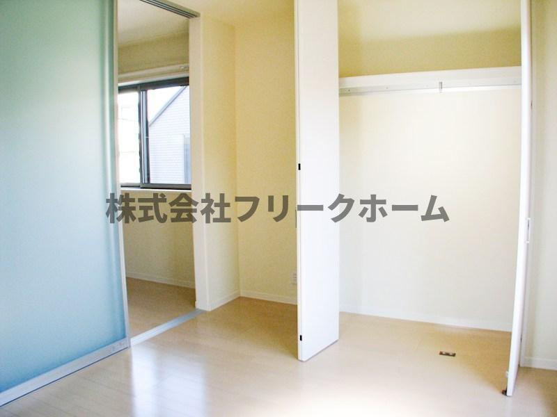 三鷹市牟礼５丁目の賃貸マンションの収納