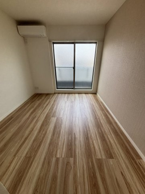 【居間・リビング】 | ALEGRIA常称寺