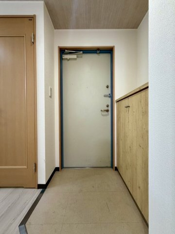 P・Sマンション中加賀屋の玄関