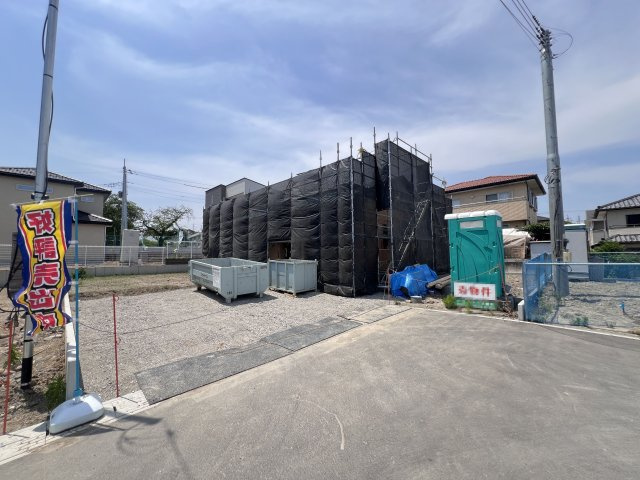 新築　富岡市一ノ宮第1　クレイドルガーデン　2号棟の前面道路含む現地写真|南側接道幅員約6ｍ
