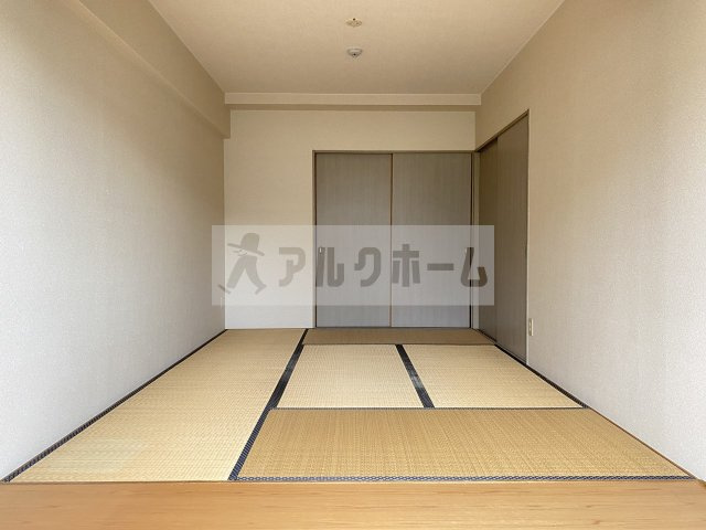 マンション国分ウエストの和室|マンション国分ウエスト　和室①