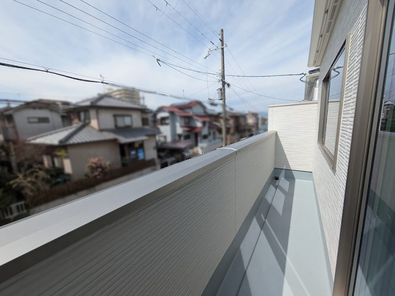 草津市平井六丁目　2期2号地のバルコニー