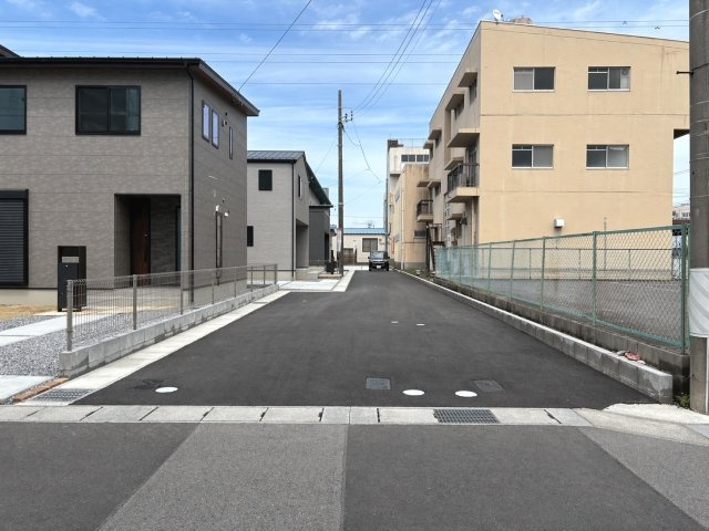 ダイマルタウン　岐阜市茜部菱野第3　全4区画分譲の前面道路含む現地写真|■前面道路　■ヤマダ不動産　株式会社リライフ　
■夢のマイホーム購入をフルサポートします！