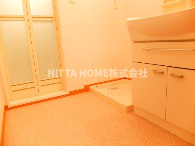 ベルフィオーレＳ２ ３番館の洗面所|室内洗濯機置き場も設置済み◆