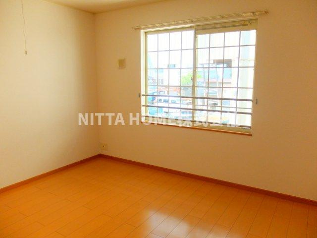 ベルフィオーレＳ２ ３番館の子供部屋|角部屋の過ごしやすいお部屋です☆彡