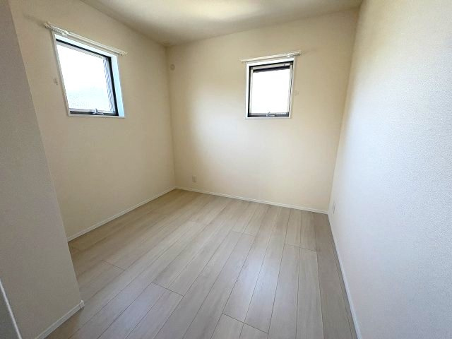 【子供部屋】 | 福岡市南区屋形原3丁目　1号棟（全2棟）【仲介手数料無料・0円】 | 現地写真。