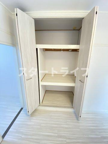 大阪市東淀川区下新庄４丁目の賃貸マンションの収納