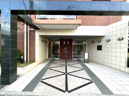 ロータリーパレス浦和西のエントランス|毎日通るエントランス