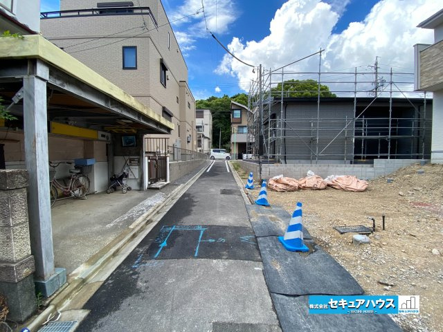【同施工物件ご案内可】名古屋市南区楠町　全3棟の前面道路含む現地写真|事前予約にて現地ご見学いただけます！お気軽にお問い合わせください♪
■株式会社　セキュアハウス■
住宅ローンに強く、知識、経験豊富なスタッフ在籍
お客様に寄り添い、ご成約後もサポート致します。