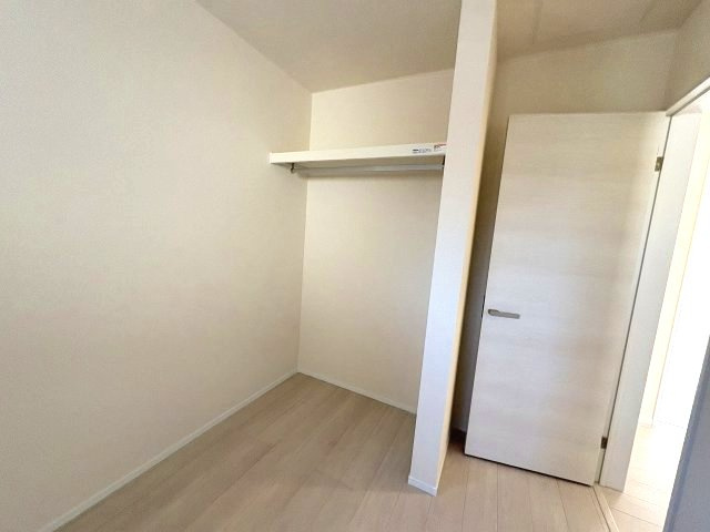 【収納】 | 福岡市南区屋形原3丁目　2号棟（全2棟）【仲介手数料無料・0円】 | 現地写真。