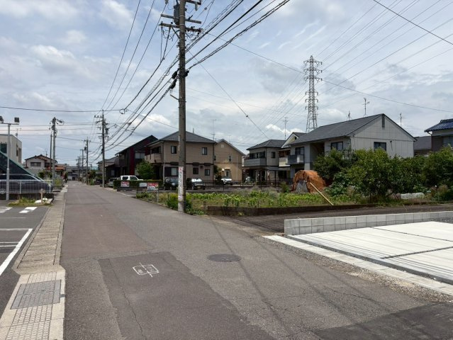 リーブルファイン　各務原市蘇原東栄町　全1区画分譲の前面道路含む現地写真|■前面道路　
■ヤマダ不動産　株式会社リライフ