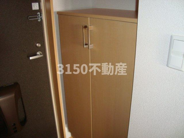 メープル　メゾンの玄関|下駄箱