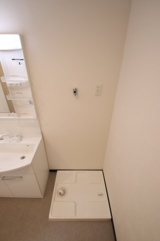 【設備】 | 深井中町リノベ戸建 | 室内洗濯機置場