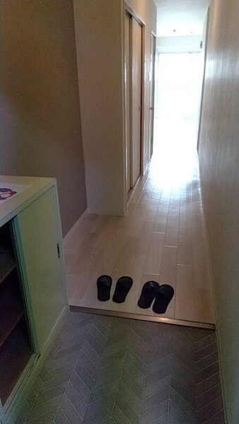 リアライズ長居の玄関