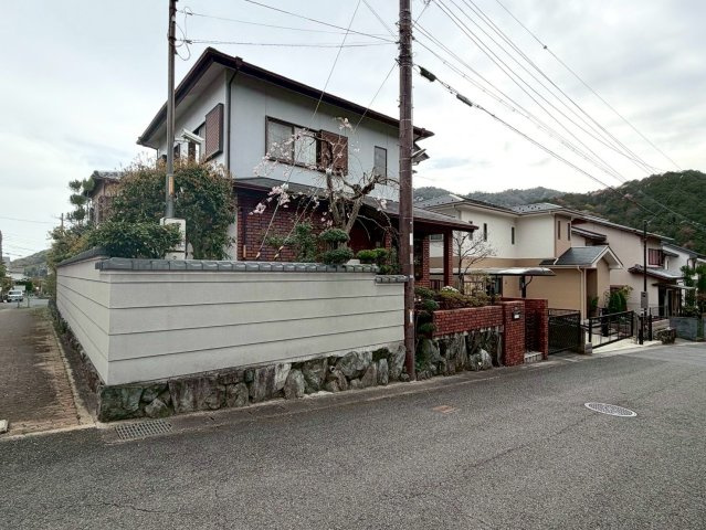 大枝北沓掛町3丁目の前面道路含む現地写真