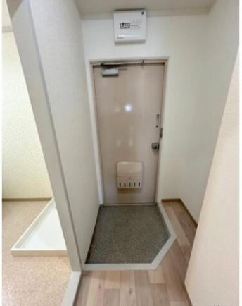 エバービューハイツの玄関