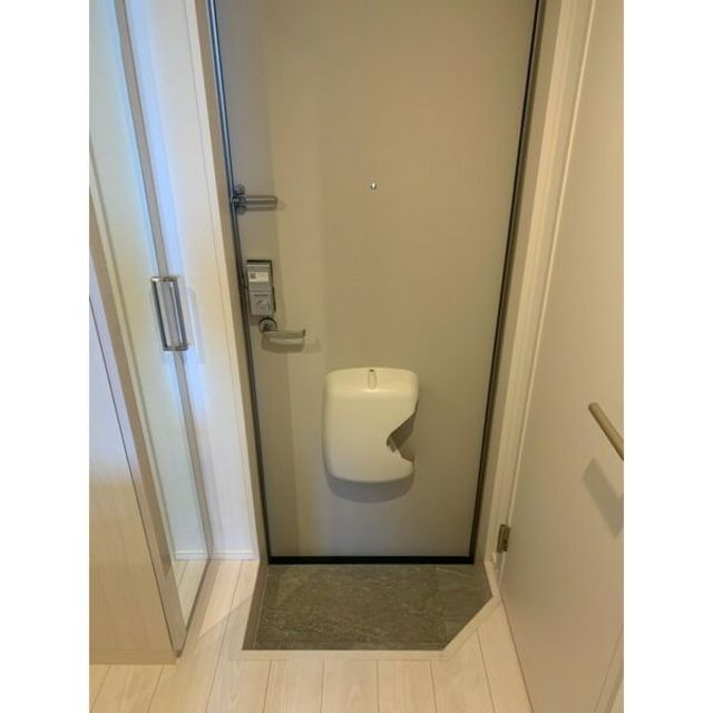 ハーモニーテラス燕沢の玄関