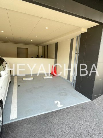 クレヴィスタ押上の駐車場