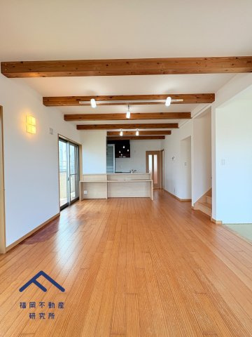 城南区友丘４丁目　戸建ての居間・リビング