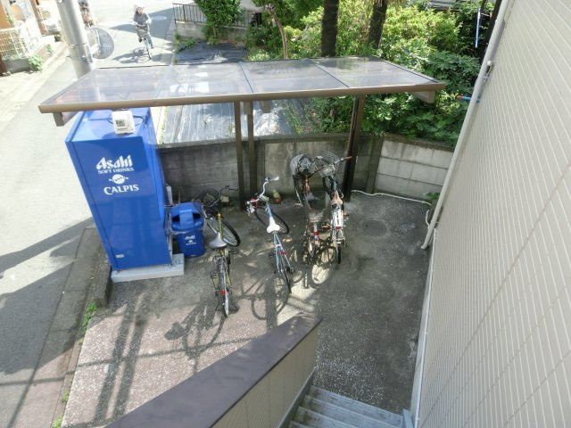 【エントランス】 | 小野ハイツ | 駐輪スペース