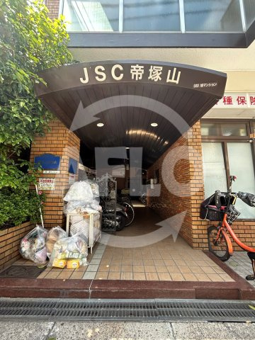 JSC帝塚山（住吉小学校区）のエントランス|JSC帝塚山（ジェイエスシーテヅカヤマ）　エントランス