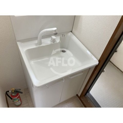 JSC帝塚山（住吉小学校区）の独立洗面台|JSC帝塚山（ジェイエスシーテヅカヤマ）　独立洗面台