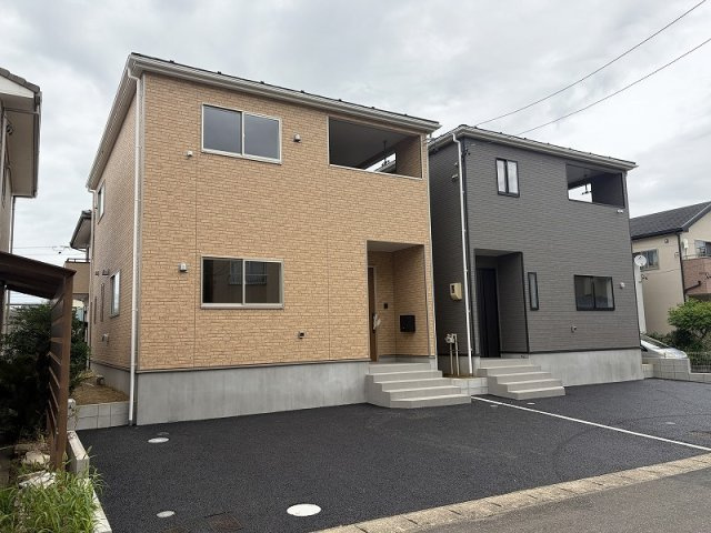 各務原市鵜沼朝日町5丁目　1号棟の外観