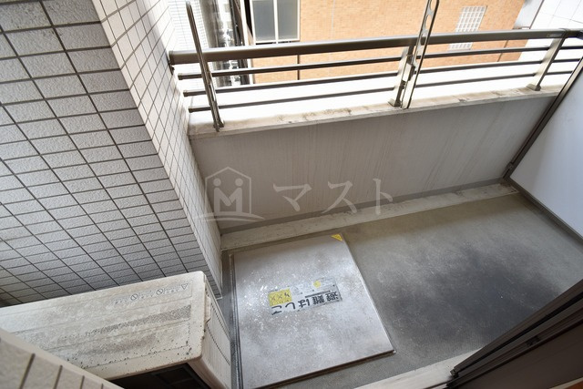 ブラービ南船場のバルコニー
