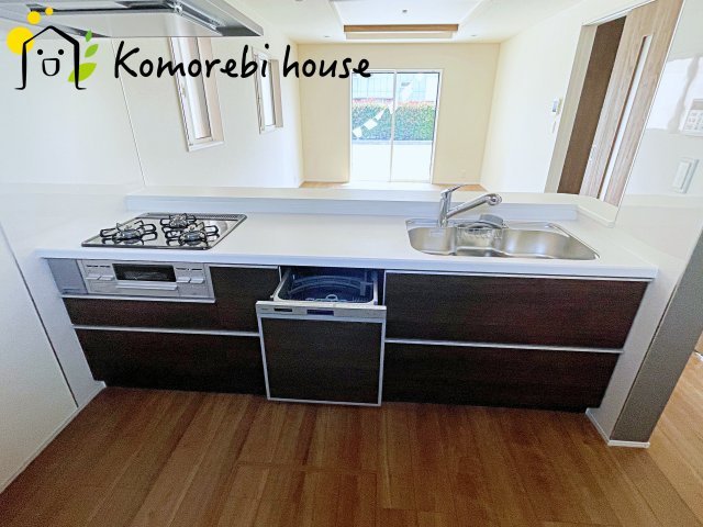 上尾市浅間台2丁目　新築一戸建て　ブルーミングガーデン　04のキッチン|26.6.6　撮影済み