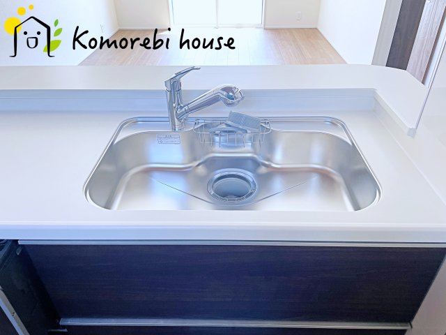 上尾市浅間台2丁目　新築一戸建て　ブルーミングガーデン　04のキッチン|26.6.6　撮影済み