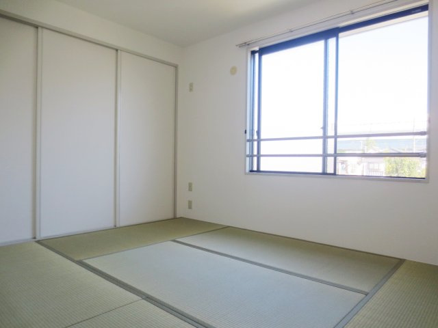 ウエストパレス1の和室|別号室の参考写真です。
