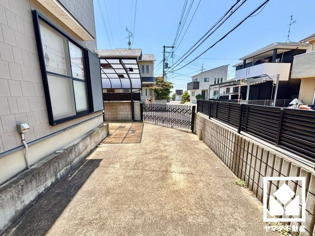 宇治市広野町尖山の外観