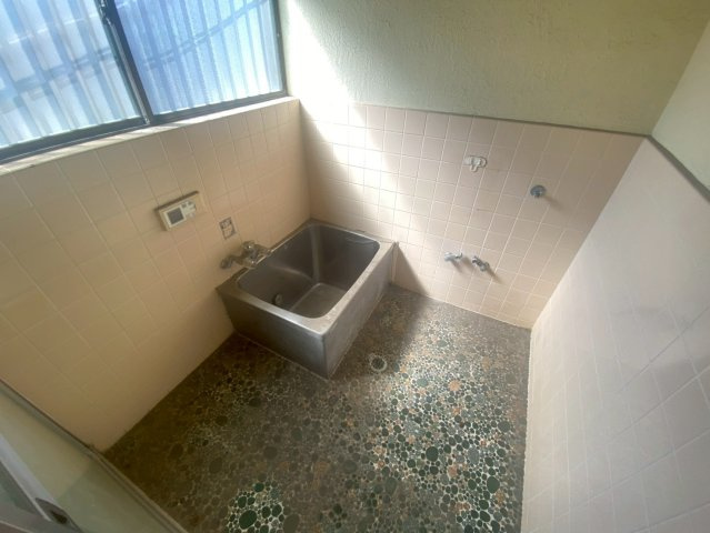 厚木市飯山南　中古戸建の浴室