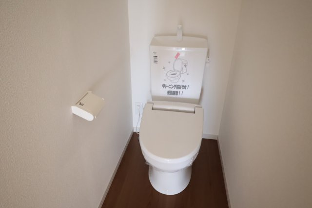 《仲介手数料無料》上尾市浅間台３丁目34-36新築一戸建てTerrechezのトイレ