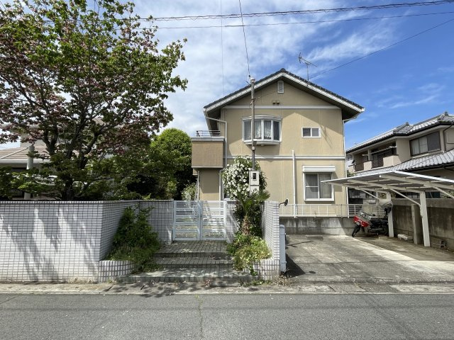 藤岡市藤岡　中古1680の前面道路含む現地写真
