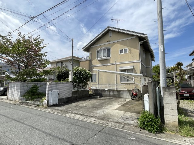 藤岡市藤岡　中古1680の前面道路含む現地写真