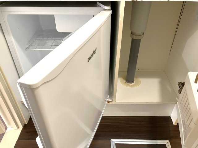 メゾンドール西荻窪の収納|小型冷蔵庫もあります