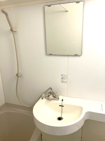 メゾンドール西荻窪の洗面所