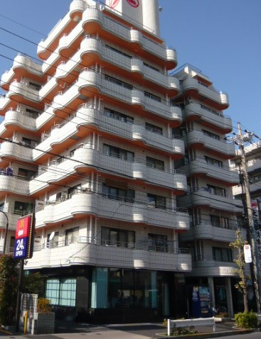 足立区保木間３丁目の賃貸マンションの外観