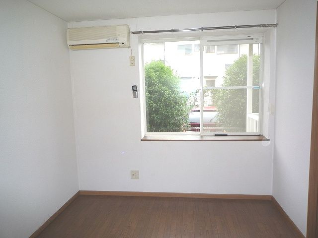 リーベルヴィレッジの洋室