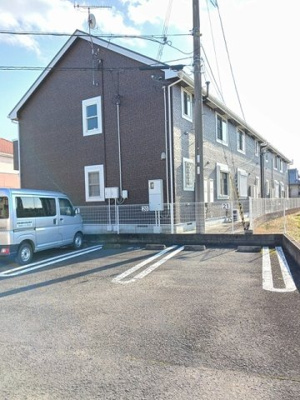 【駐車場】 | アルカディアⅢ | 駐車場完備です