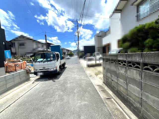 【その他】 | 福岡市早良区田隈3丁目6期　1号棟（全1棟）【仲介手数料無料・0円】 | 現地写真。前面道路です。