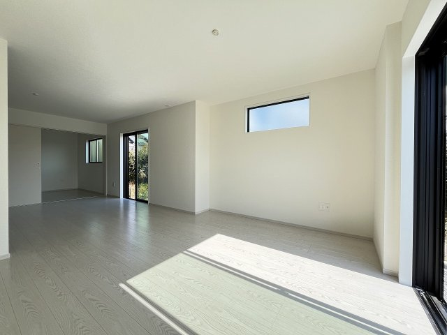 【内装】 | 福岡市早良区田隈3丁目6期　1号棟（全1棟）【仲介手数料無料・0円】 | 施工例。施工例は完成時と異なる場合があります。