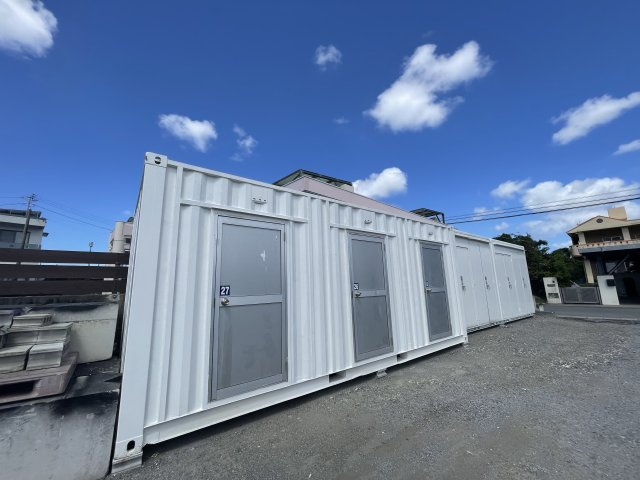 丸義コンテナの外観