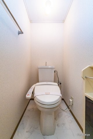 セジュールこやまのトイレ|トイレ　ウォシュレット付